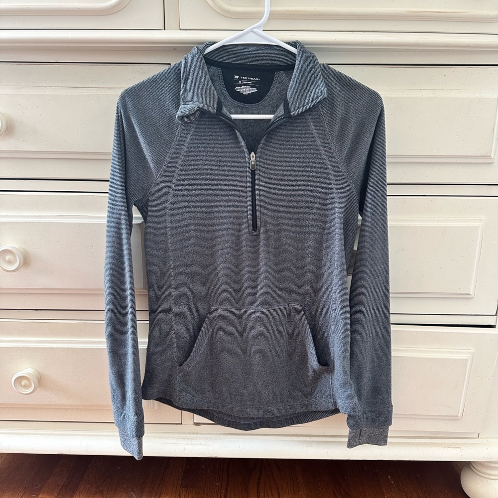 Fleece athletic pullover